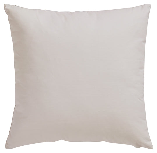 Kallan Pillow