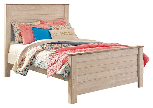 Willowton Full Panel Bed with Mirrored Dresser