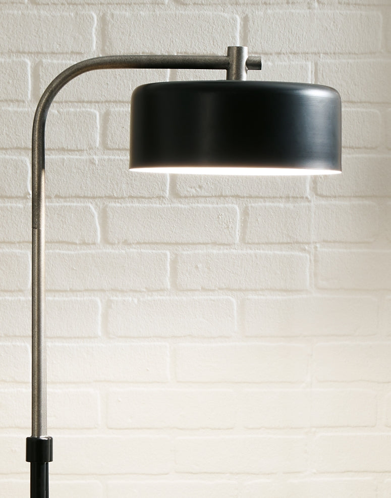 Eliridge Metal Floor Lamp