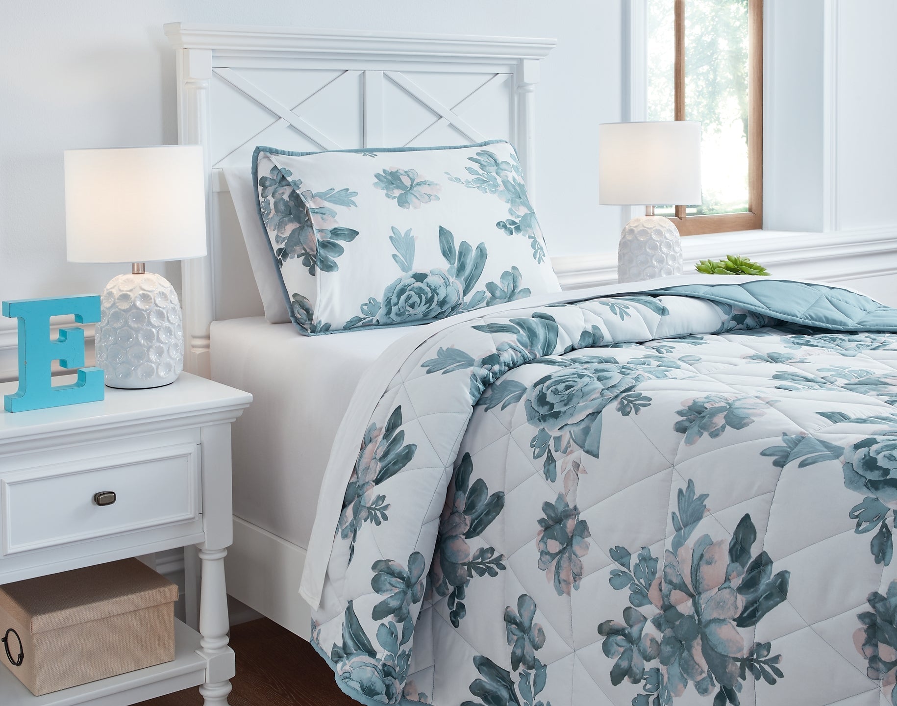 Kiandra Twin Quilt Set