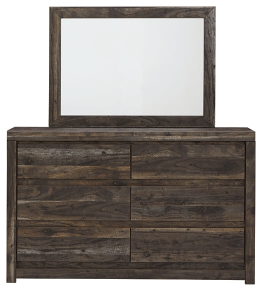 Vay Bay Dresser and Mirror