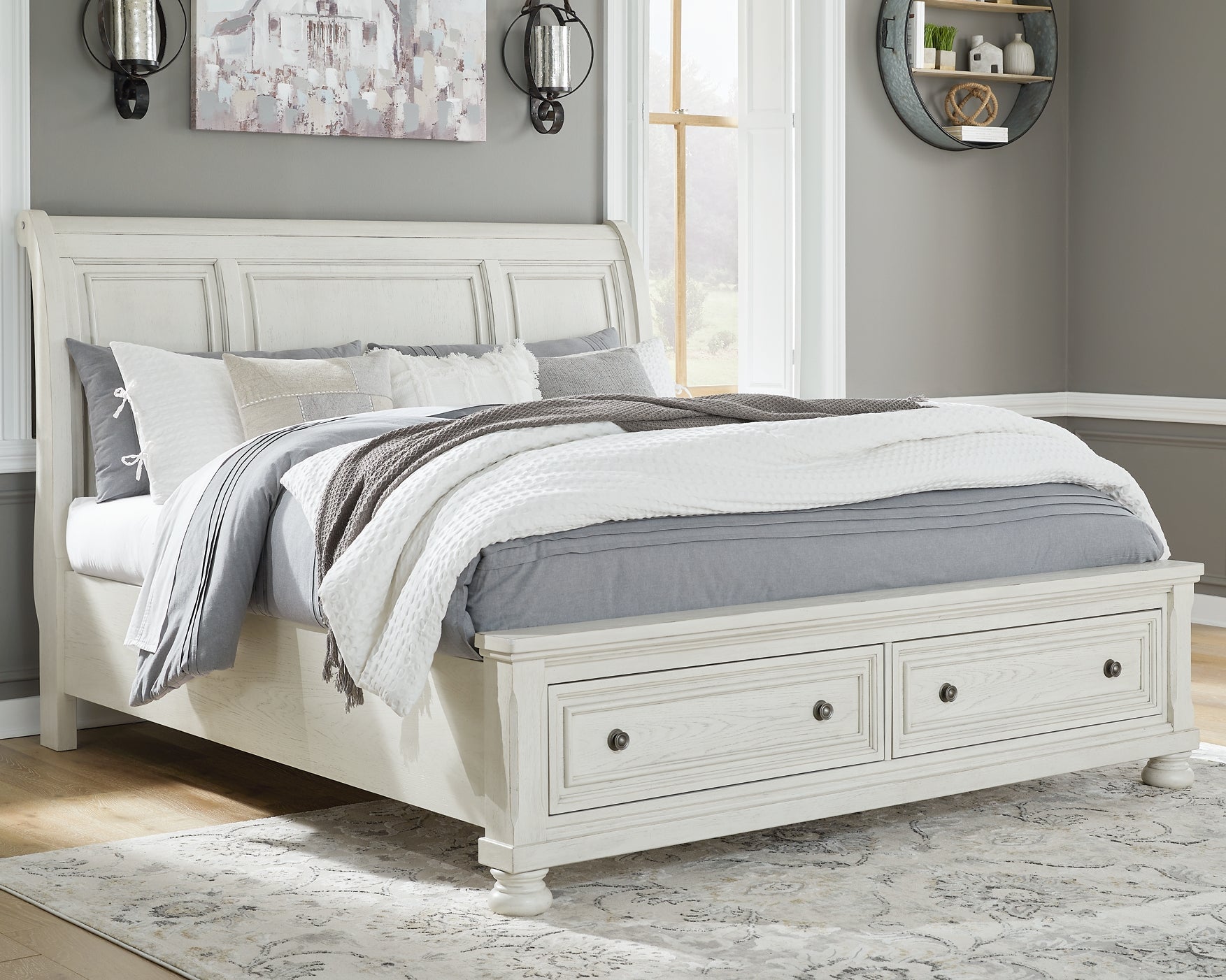 Robbinsdale Queen Sleigh Bed With Storage