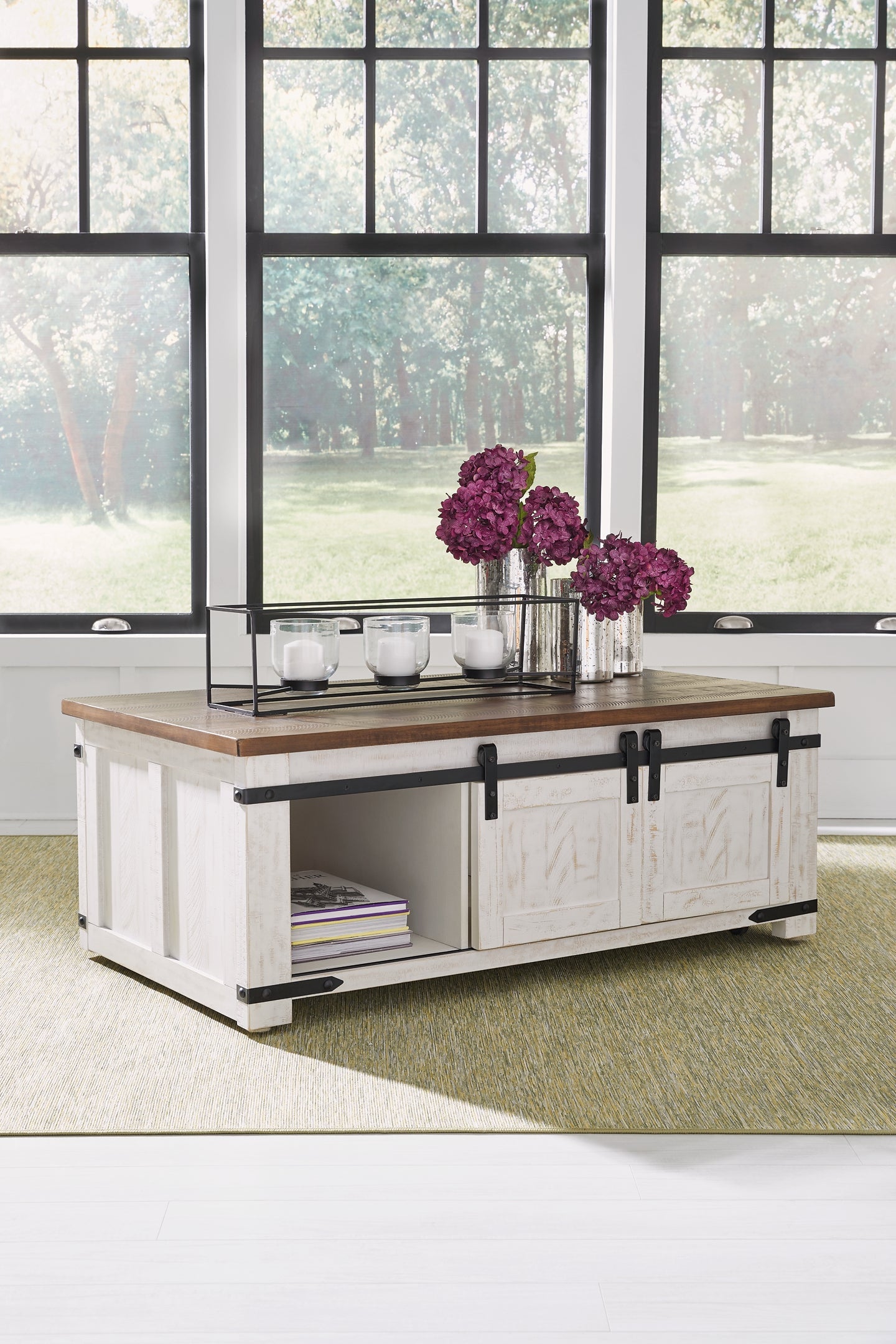 Wystfield Rectangular Cocktail Table