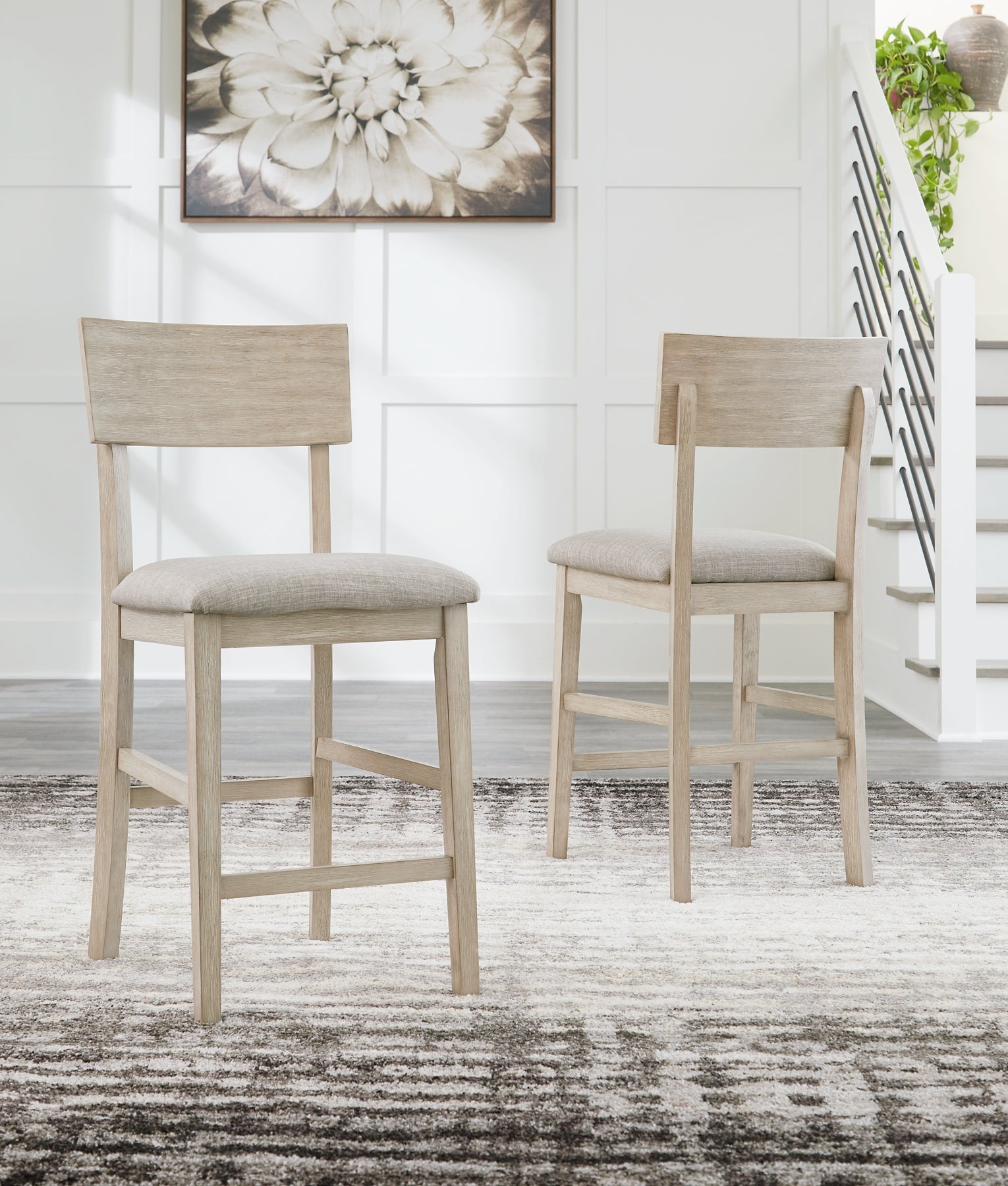 Waylowe Upholstered Barstool (2/CN)