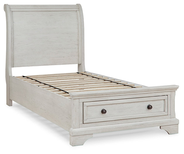 Robbinsdale Queen Sleigh Bed With Storage