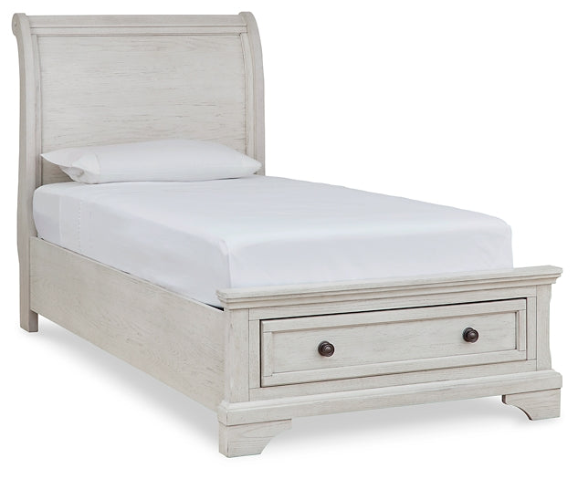 Robbinsdale Queen Sleigh Bed With Storage