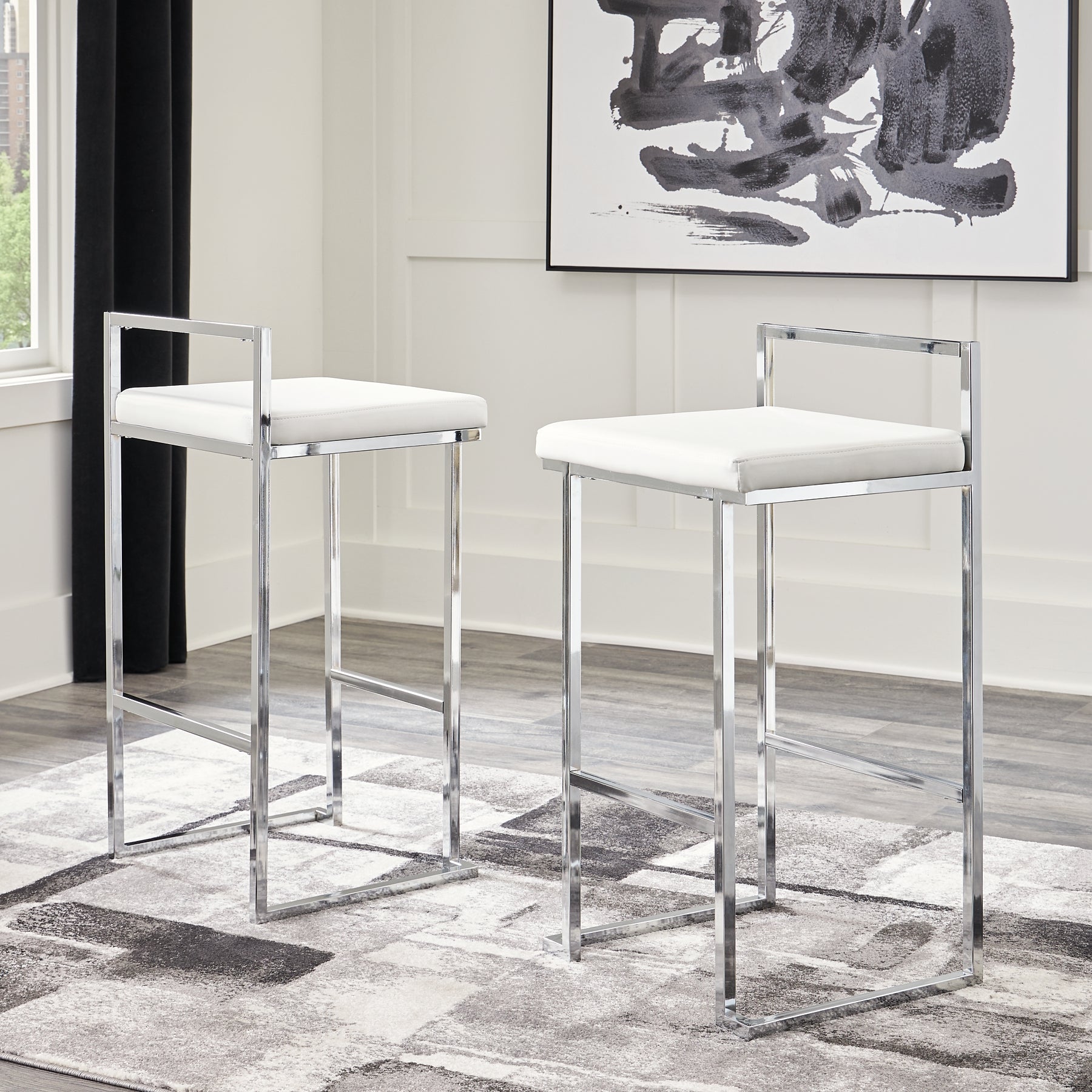 Madanere Bar Height Bar Stool (Set of 2)