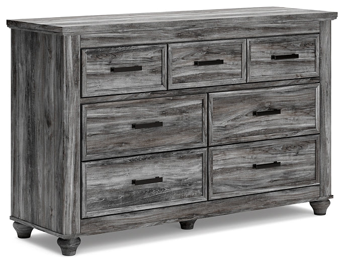 Thyven Seven Drawer Dresser