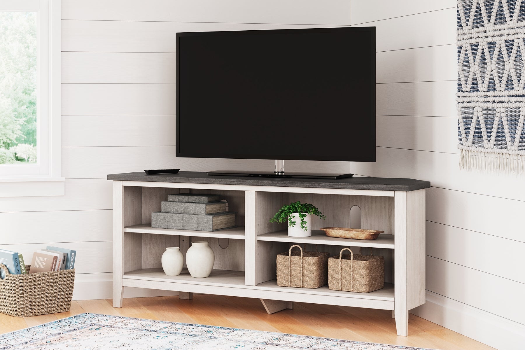 Dorrinson Medium Corner TV Stand