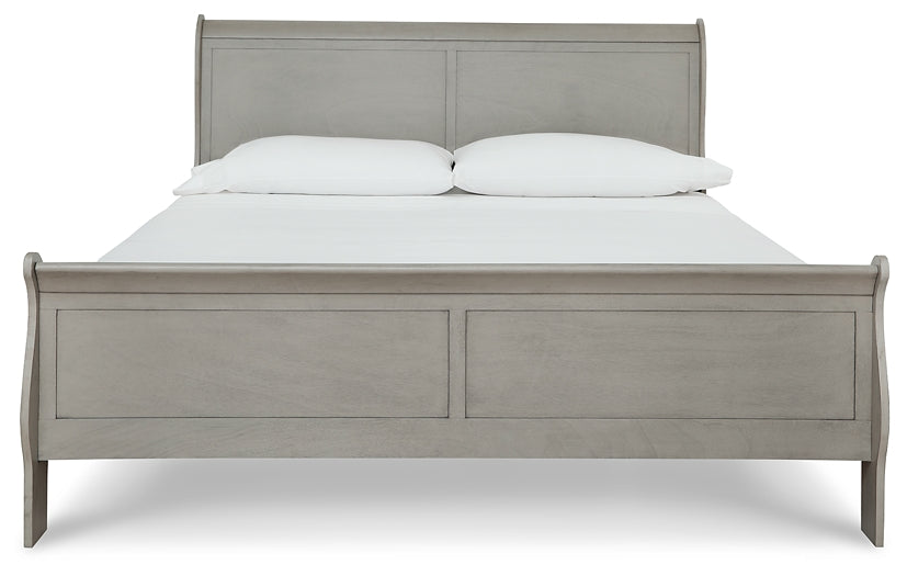 Kordasky King Sleigh Bed with Mirrored Dresser